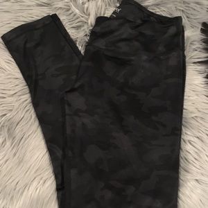 90 Degree Camo Leggings